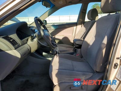 Zdjęcie 7 z 11 samochodu: 2002 TOYOTA CAMRY LE VIN:4T1BE32K92U016070 - miniatura