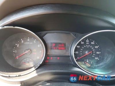 Zdjęcie 9 z 12 samochodu: 2016 KIA SEDONA LX VIN:KNDMB5C16G6185451 - miniatura