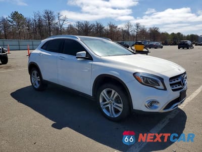 Czwarte zdjęcie samochodu z boku: 2020 MERCEDES-BENZ GLA 250 4MATIC VIN:WDCTG4GB2LU024590 - miniatura