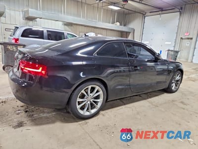 Trzecie zdjęcie samochodu z tyłu: 2013 AUDI A5 PREMIUM PLUS VIN:WAULFAFR7DA011808 - miniatura