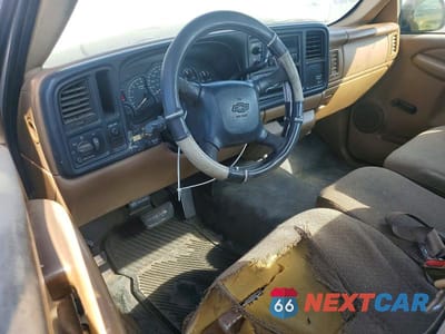 Zdjęcie 8 z 11 samochodu: 2000 CHEVROLET SILVERADO C1500 VIN:1GCEC14W8YE200396 - miniatura