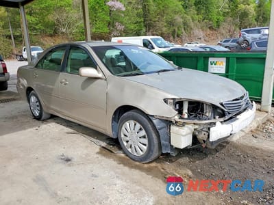 Czwarte zdjęcie samochodu z boku: 2005 TOYOTA CAMRY LE VIN:4T1BE32K45U552042 - miniatura