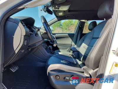 Zdjęcie 7 z 13 samochodu: 2020 VOLKSWAGEN TIGUAN SE VIN:3VV2B7AX3LM056976 - miniatura