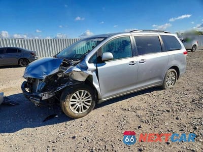 2011 TOYOTA SIENNA XLE 8-PASSENGER 5TDYK3DC4BS149207 - główne zdjęcie licytacji z USA - miniatura