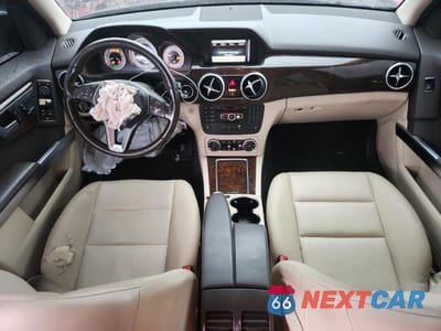 Zdjęcie 8 z 13 samochodu: 2015 MERCEDES-BENZ GLK 350 VIN:WDCGG5HB1FG404111 - miniatura