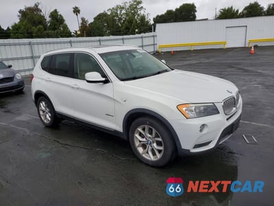 Czwarte zdjęcie samochodu z boku: 2011 BMW X3 XDRIVE35I VIN:5UXWX7C57BL731188 - miniatura