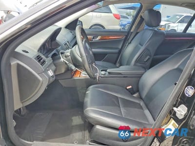 Zdjęcie 7 z 12 samochodu: 2010 MERCEDES-BENZ C 300 4MATIC VIN:WDDGF8BB9AR131909 - miniatura