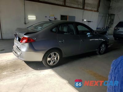 Trzecie zdjęcie samochodu z tyłu: 2010 HYUNDAI ELANTRA GLS VIN:KMHDU4AD6AU103055 - miniatura