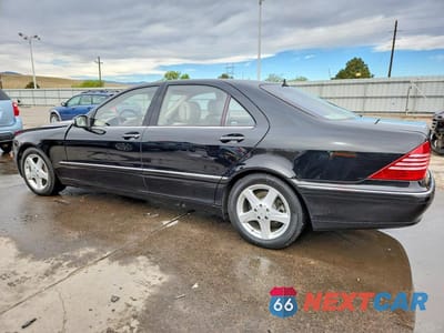 Drugie zdjęcie samochodu z przodu: 2005 MERCEDES-BENZ S 500 VIN:WDBNG75J75A441569 - miniatura