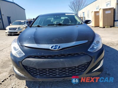 Piąte zdjęcie samochodu w środku: 2012 HYUNDAI SONATA HYBRID BASE VIN:KMHEC4A40CA042278 - miniatura