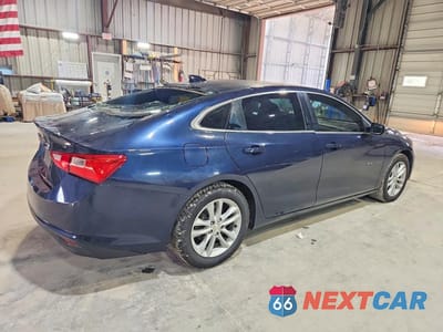 Trzecie zdjęcie samochodu z tyłu: 2016 CHEVROLET MALIBU LT VIN:1G1ZE5ST0GF342948 - miniatura