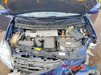 Zdjęcie 11 z 12 samochodu: 2015 TOYOTA PRIUS TWO VIN:JTDKN3DU8F1918705 - miniatura