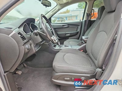 Zdjęcie 7 z 13 samochodu: 2011 CHEVROLET TRAVERSE LT VIN:1GNKVGED0BJ401938 - miniatura