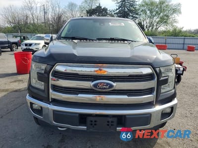 Piąte zdjęcie samochodu w środku: 2016 FORD F150 SUPERCREW VIN:1FTFW1EG3GFA75206 - miniatura