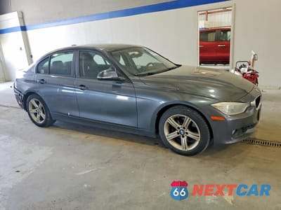 Czwarte zdjęcie samochodu z boku: 2013 BMW 328 I SULEV VIN:WBA3C1C55DF444721 - miniatura
