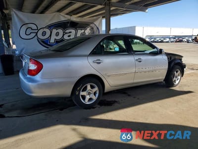 Trzecie zdjęcie samochodu z tyłu: 2003 TOYOTA CAMRY LE VIN:4T1BE32K53U773971 - miniatura