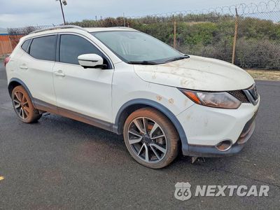 Czwarte zdjęcie samochodu z boku: 2018 NISSAN ROGUE SPORT SL VIN:JN1BJ1CP1JW500271 - miniatura