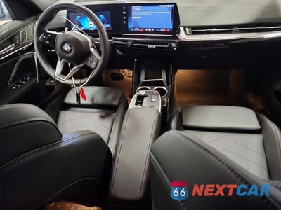 Zdjęcie 8 z 12 samochodu: 2026 BMW X2 XDRIVE28I VIN:WBX63GM08T5629861 - miniatura