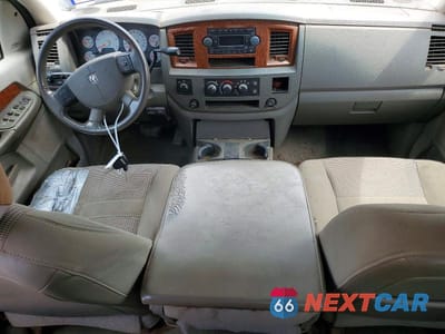 Zdjęcie 8 z 13 samochodu: 2006 DODGE RAM 3500 ST VIN:3D7LX38CX6G253555 - miniatura
