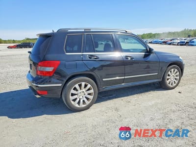 Trzecie zdjęcie samochodu z tyłu: 2011 MERCEDES-BENZ GLK 350 VIN:WDCGG5GB3BF676550 - miniatura