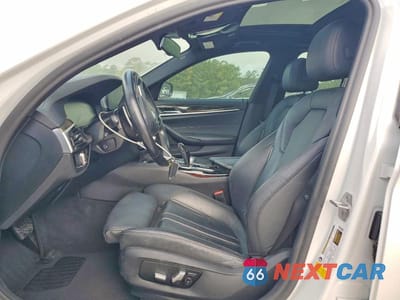 Zdjęcie 7 z 12 samochodu: 2020 BMW 530 I VIN:WBAJR3C00LCE54694 - miniatura