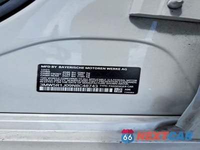 Zdjęcie 12 z 12 samochodu: 2022 BMW 330I VIN:3MW5R1J09N8C48743 - miniatura