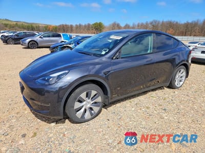 2024 TESLA MODEL Y 7SAYGAEE4RF994761 - główne zdjęcie licytacji z USA - miniatura