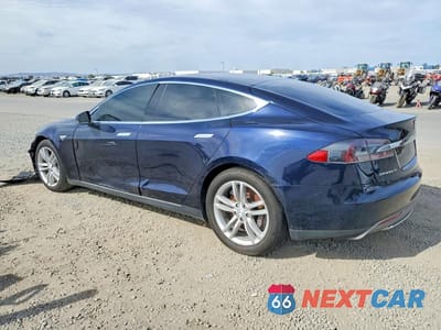 Drugie zdjęcie samochodu z przodu: 2014 TESLA MODEL S VIN:5YJSA1S12EFP32933 - miniatura