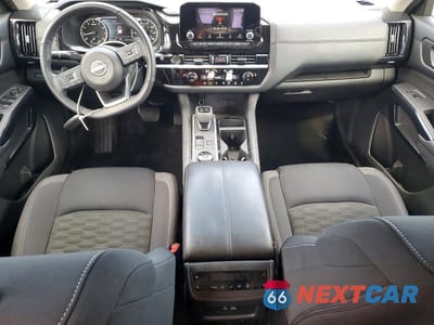 Zdjęcie 8 z 14 samochodu: 2024 NISSAN PATHFINDER SV VIN:5N1DR3BC6RC300102 - miniatura
