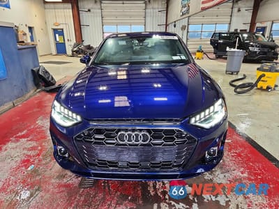 Piąte zdjęcie samochodu w środku: 2020 AUDI A4 PREMIUM PLUS VIN:WAUENAF48LN010688 - miniatura