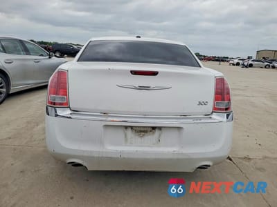 Zdjęcie 6 z 12 samochodu: 2012 CHRYSLER 300 LIMITED VIN:2C3CCACG7CH182125 - miniatura