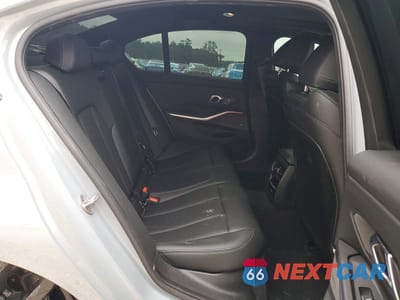 Zdjęcie 10 z 13 samochodu: 2025 BMW M340I VIN:3MW59FT04S8F83849 - miniatura