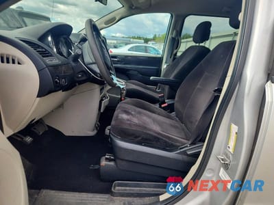 Zdjęcie 7 z 13 samochodu: 2011 DODGE GRAND CARAVAN MAINSTREET VIN:2D4RN3DG5BR739099 - miniatura