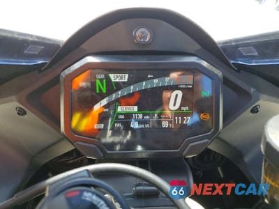 Zdjęcie 7 z 9 samochodu: 2025 KAWASAKI ZX1002 L VIN:JKBZXVL19SA019069 - miniatura
