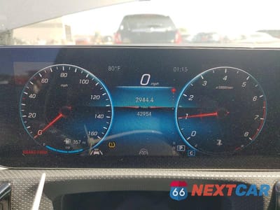 Zdjęcie 9 z 12 samochodu: 2023 MERCEDES-BENZ CLA 250 4MATIC VIN:W1K5J4HB9PN337138 - miniatura