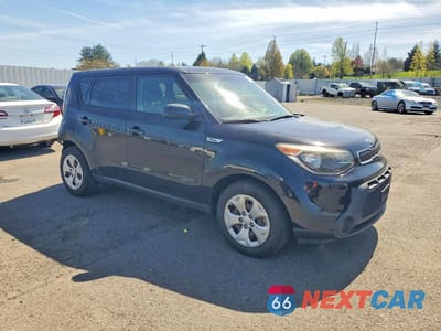 Czwarte zdjęcie samochodu z boku: 2015 KIA SOUL BASE VIN:KNDJN2A21F7215873 - miniatura