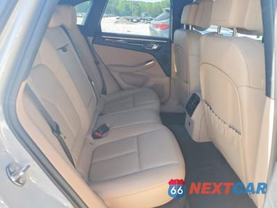 Zdjęcie 11 z 14 samochodu: 2021 PORSCHE MACAN VIN:WP1AA2A51MLB17323 - miniatura