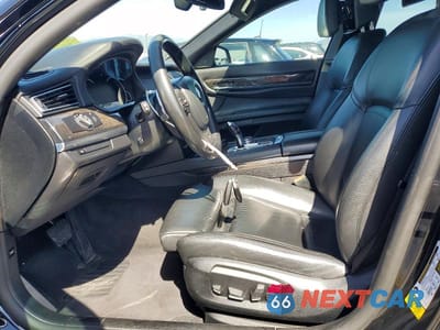 Zdjęcie 7 z 12 samochodu: 2015 BMW 750 LI VIN:WBAYE8C56FD780840 - miniatura