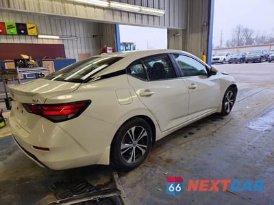 Trzecie zdjęcie samochodu z tyłu: 2020 NISSAN SENTRA SV VIN:3N1AB8CVXLY271150 - miniatura