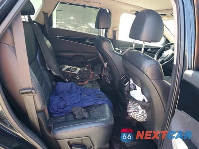 Zdjęcie 11 z 14 samochodu: 2019 KIA SORENTO SX V6 VIN:5XYPKDA53KG469333 - miniatura