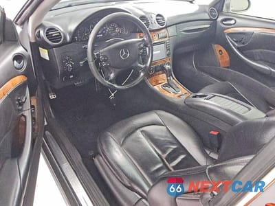 Zdjęcie 8 z 12 samochodu: 2007 MERCEDES-BENZ CLK 350 VIN:WDBTK56F77F209239 - miniatura