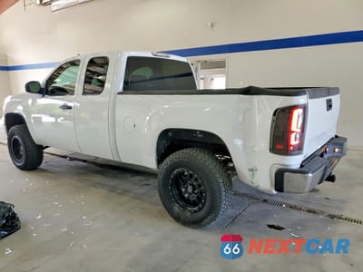 Drugie zdjęcie samochodu z przodu: 2011 GMC SIERRA K1500 SLE VIN:1GTR2VE31BZ460655 - miniatura