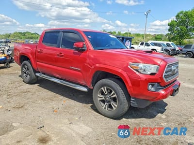 Czwarte zdjęcie samochodu z boku: 2016 TOYOTA TACOMA TRD SPORT VIN:3TMCZ5AN5GM043735 - miniatura