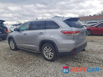 Drugie zdjęcie samochodu z przodu: 2016 TOYOTA HIGHLANDER LE VIN:5TDBKRFH9GS297345 - miniatura