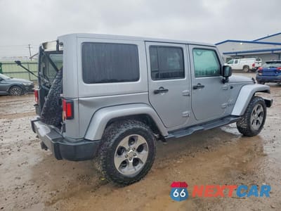 Trzecie zdjęcie samochodu z tyłu: 2017 JEEP WRANGLER UNLIMITED SAHARA VIN:1C4BJWEG0HL540294 - miniatura
