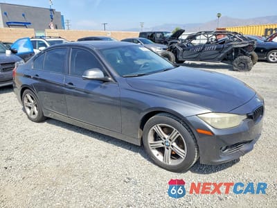Czwarte zdjęcie samochodu z boku: 2013 BMW 328 I VIN:WBA3A5C52DF354357 - miniatura