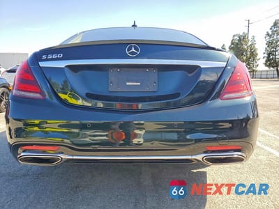 Zdjęcie 6 z 12 samochodu: 2018 MERCEDES-BENZ S 560 VIN:WDDUG8DB0JA381938 - miniatura