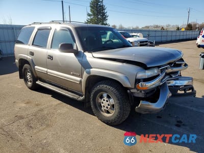 Czwarte zdjęcie samochodu z boku: 2000 CHEVROLET TAHOE K1500 VIN:1GNEK13TXYJ119716 - miniatura