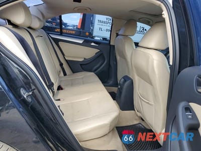 Zdjęcie 10 z 12 samochodu: 2014 VOLKSWAGEN JETTA SE VIN:3VWD07AJ3EM430513 - miniatura