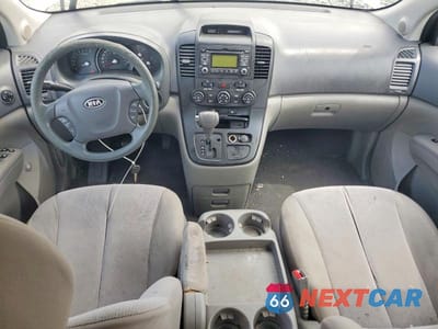 Zdjęcie 8 z 13 samochodu: 2011 KIA SEDONA LX VIN:KNDMG4C75B6364430 - miniatura